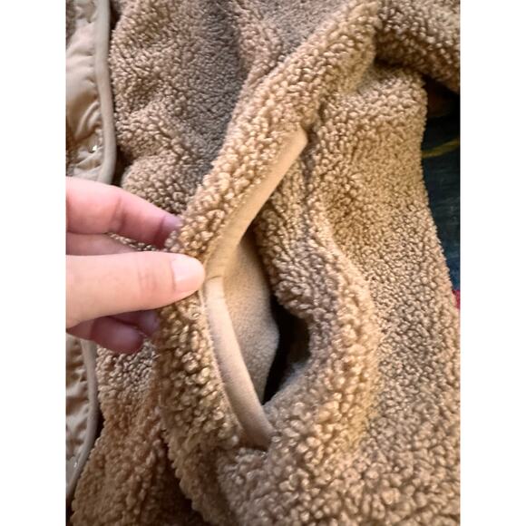 Aritizia Wilfred Sherpa Pastoral Liner Jacket Size Medium - Picture 7 of 10